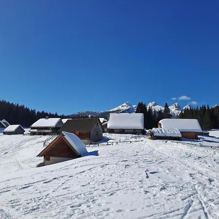 Apartma Pokljuska Idila - Idyllic Pokljuka Above Apartma