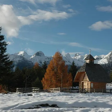 Apartma Pokljuska Idila - Idyllic Pokljuka Above * Bled