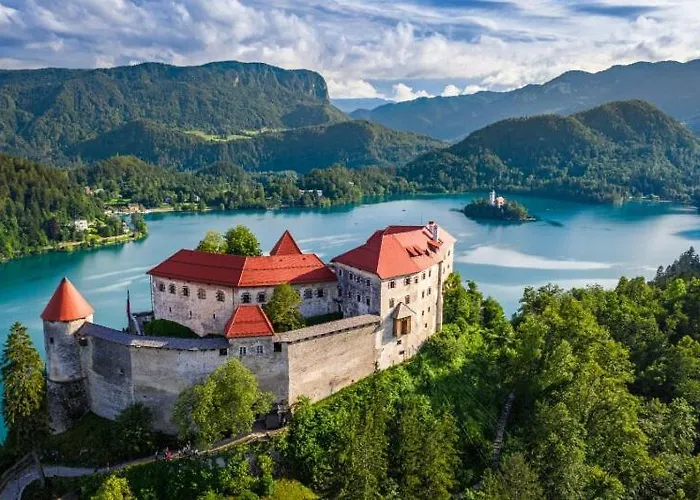 Apartma Pokljuska Idila - Idyllic Pokljuka Above Appartement *
